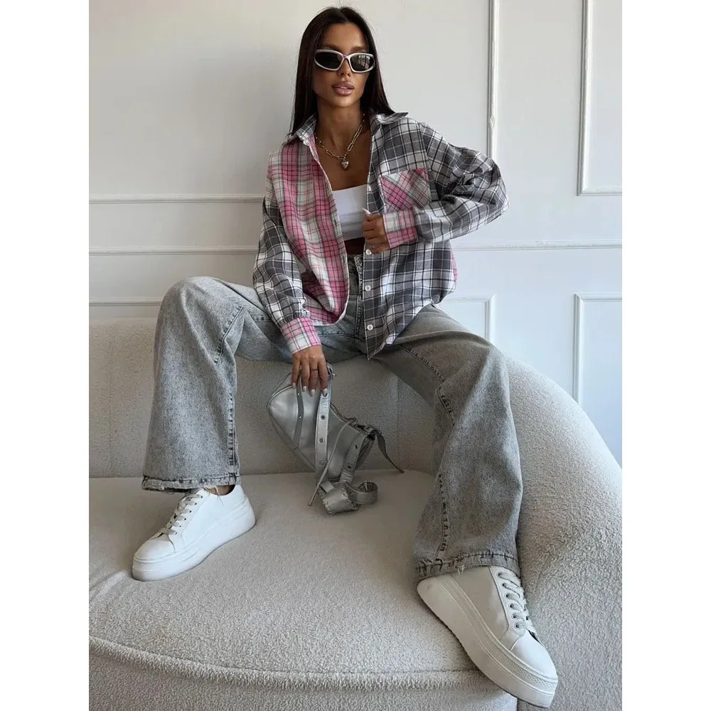 

2025 Plus Size Color Block Plaid Shirt: Contrast Notch Collar Blouse with Single Pocket & Straight Hem for Casual Wear