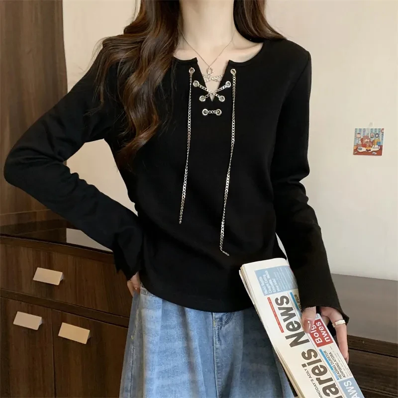 Mode chaîne à lacets t-shirts femmes coréen Chic col en V manches évasées haut décontracté Y2K femme Harajuku Streetwear mince t-shirts courts