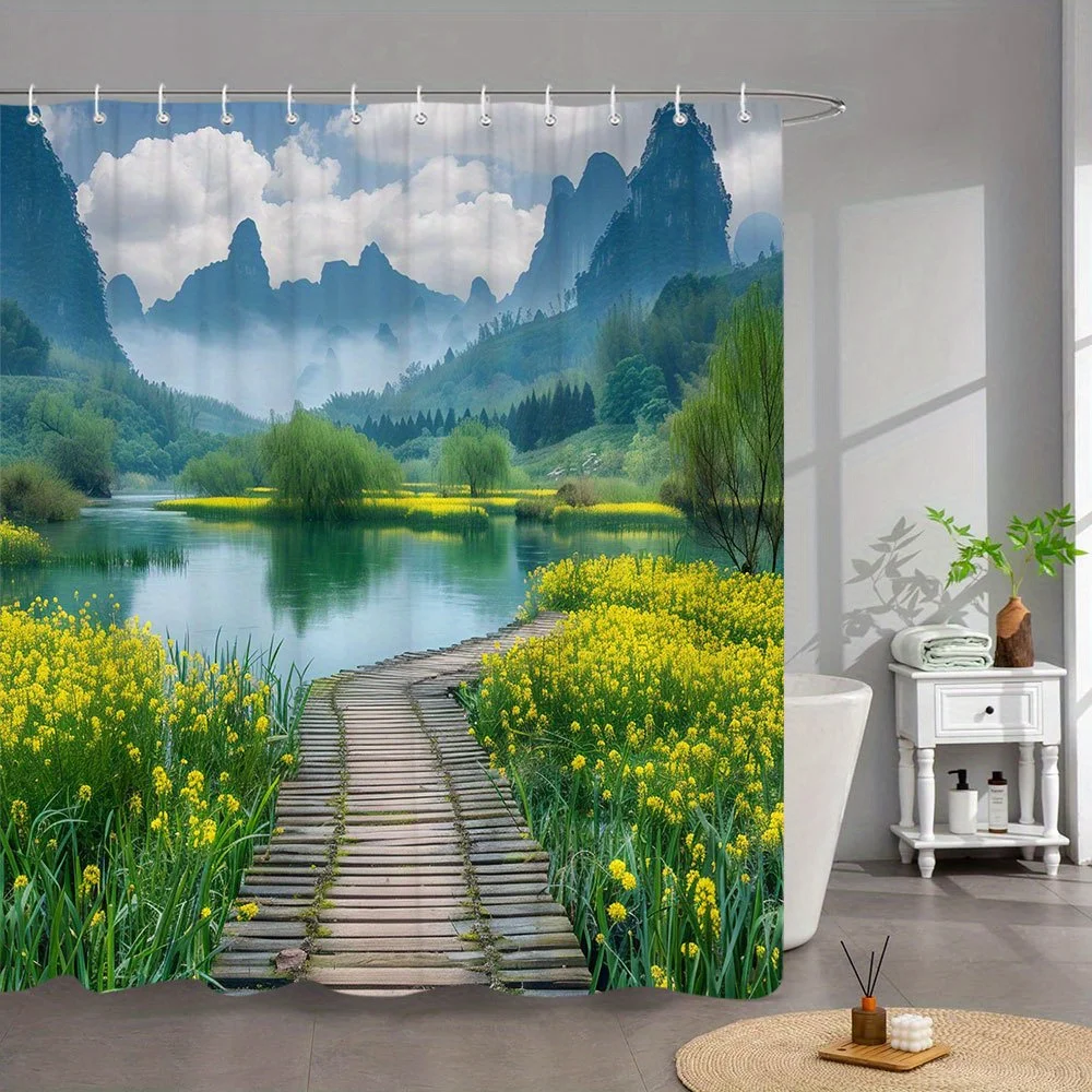 

1 шт. удлиненная занавеска для ванной комнаты — спокойный пейзаж с деревянной дорожкой, прудом, туманными горами и желтыми полевыми цветами