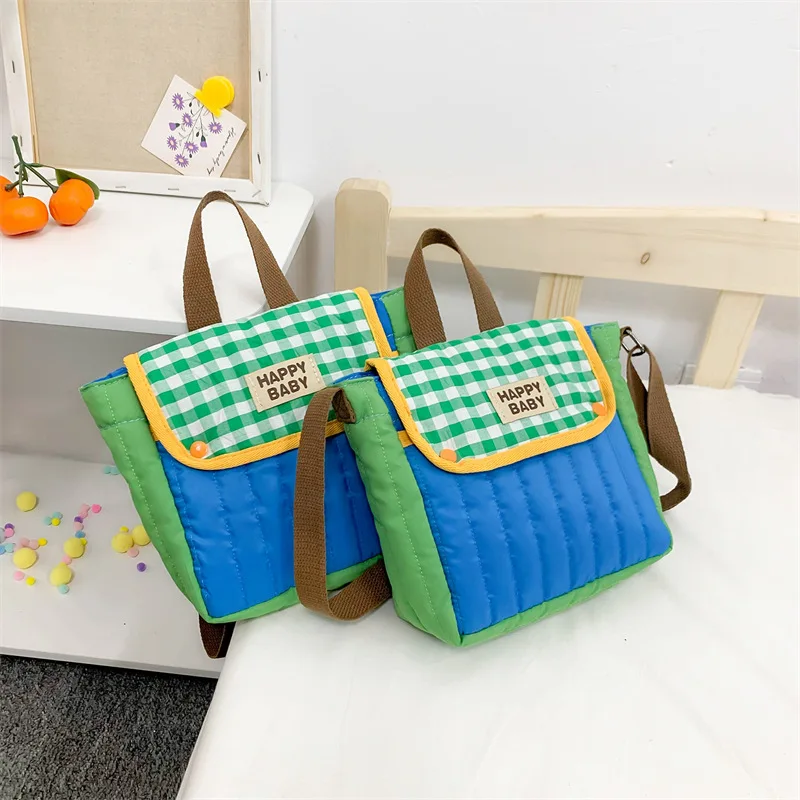 Modny plecak dla dzieci dla chłopca Cartoon Children Messenger Bag Toddler Backpack School Bag Travel Bags Рюкзак Детский Mochila