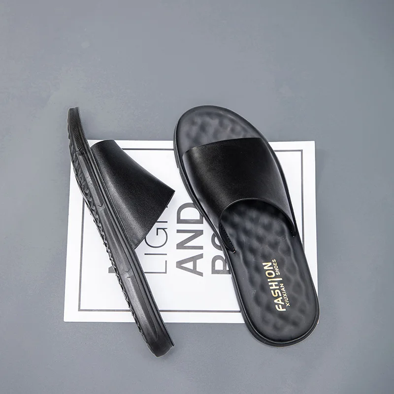 Summer Men's Slippers High Quality Leather Sandals for Men Casual Peep Toe Beach Shoes Outdoor Non Slip Soft Sole Men Flip Flops