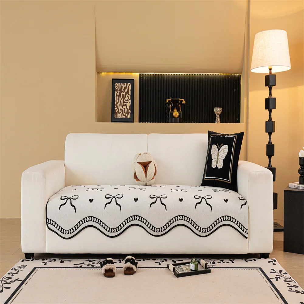 وسادة أريكة جلدية أربعة مواسم عالمية 2025 جديد قطعة واحدة مستقيم عدم الانزلاق وسادة غطاء أريكة منشفة من القماش #1