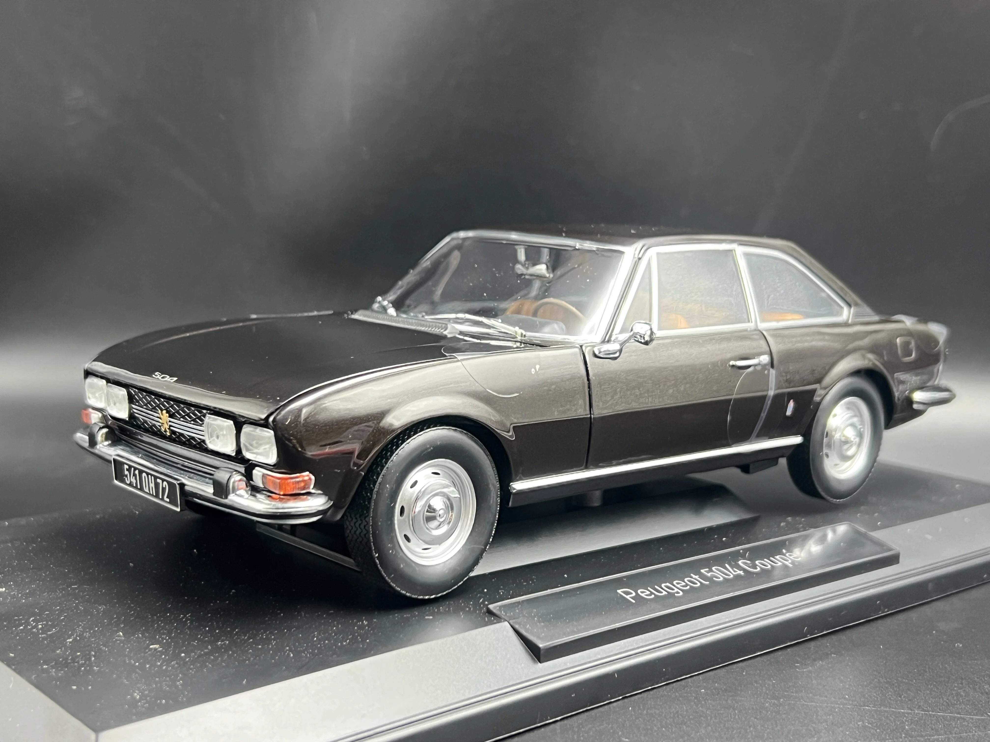Diecast NOREV Nowell 1/18 Scale Peugeot Peugeot 504 Coup Brown Full Open Alloy Car Model