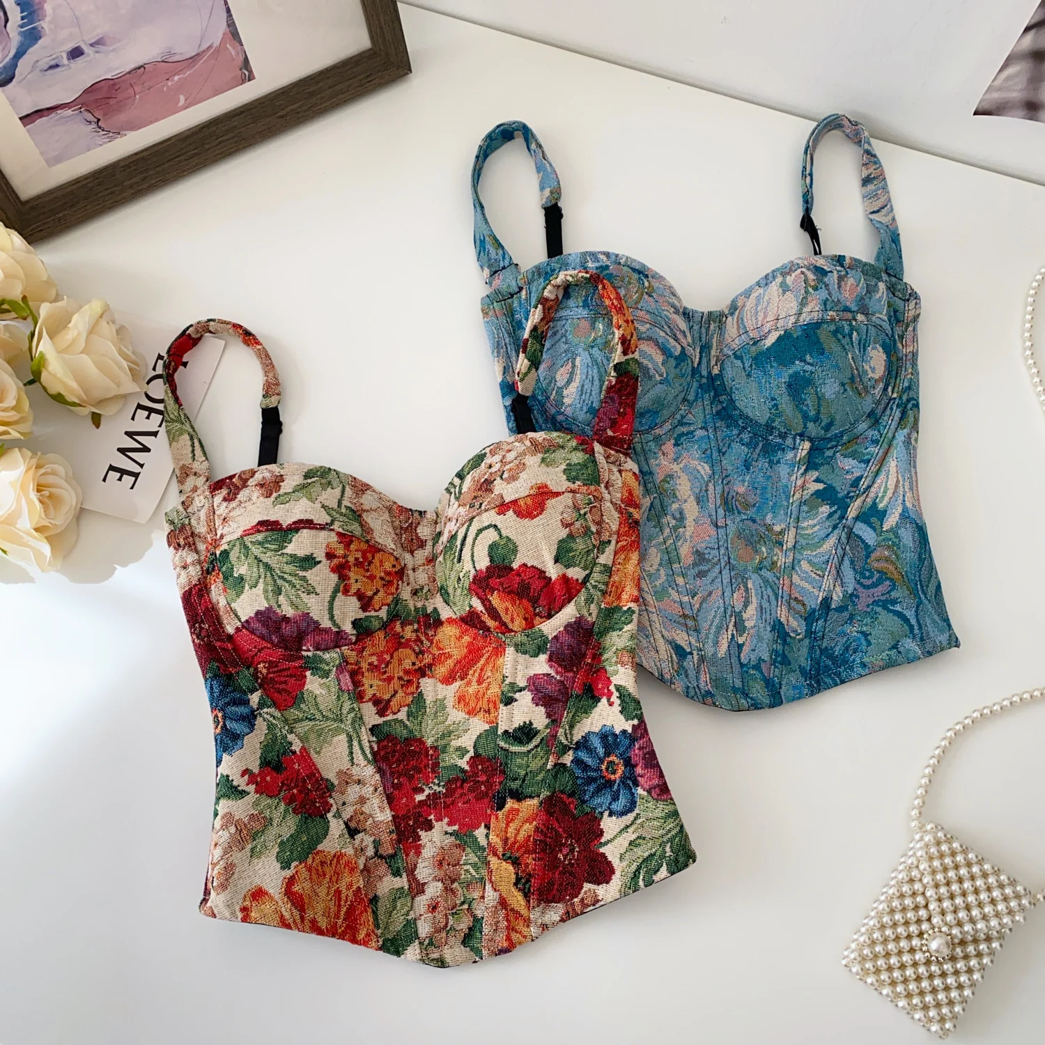 

Clothland женская стильная блузка с цветочным принтом на бретельках без рукавов на молнии тонкая рубашка-майка женские шикарные модные топы Blusa WA391