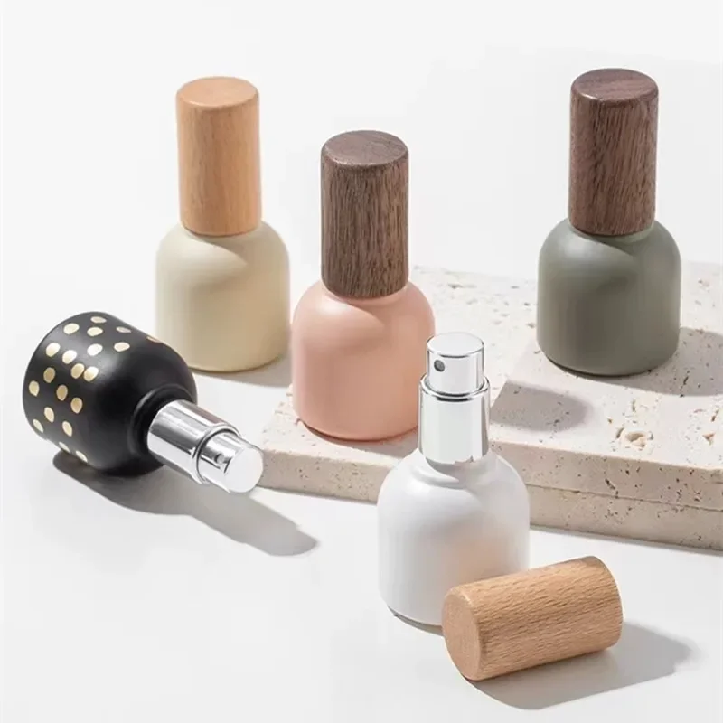 Bouteille d'huile essentielle en acier inoxydable, rouleau sur boule, masseur, crème pour les yeux, Spray de parfum, bouteille vide rechargeable, 10ml