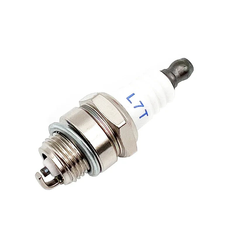 L7T Spark Plug For Gasoline Chainsaw and Brush Cutter motosierra gasolina Chainsaws Spare Parts Garden Tools