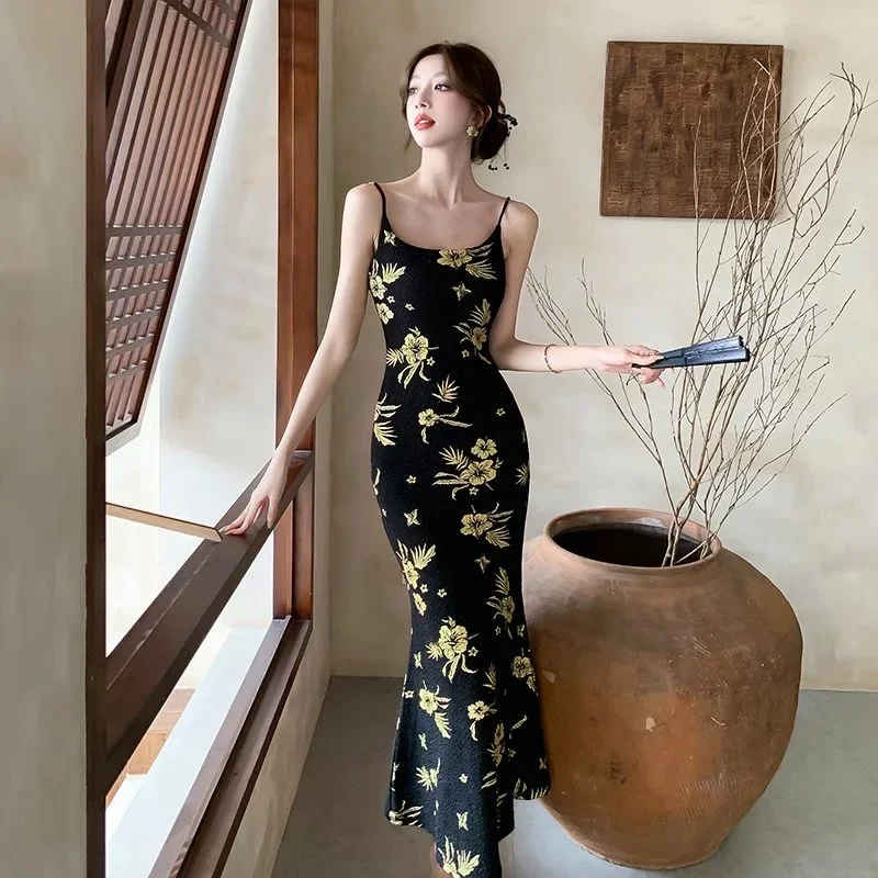 

Hot-selling No. 60 evening dress, temperament, gold-plated suspender dress, tight-fitting, slimming, high-end long skirt