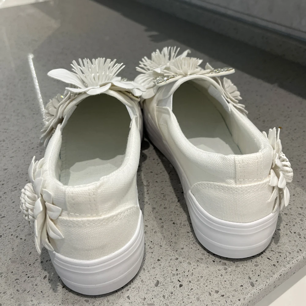 Bride Sneakers White 3cm Platform Comfortable Flower Crystal Bow High Quality Plus Size Round Toe Wide Foot Casual Canvas Shoes