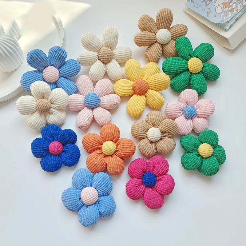 Cute Creative Knitted Cotton Filled Flower Brooch Badge Pins For Bag Backpacks Coat Brooch Decoration Accessories Couple Gift