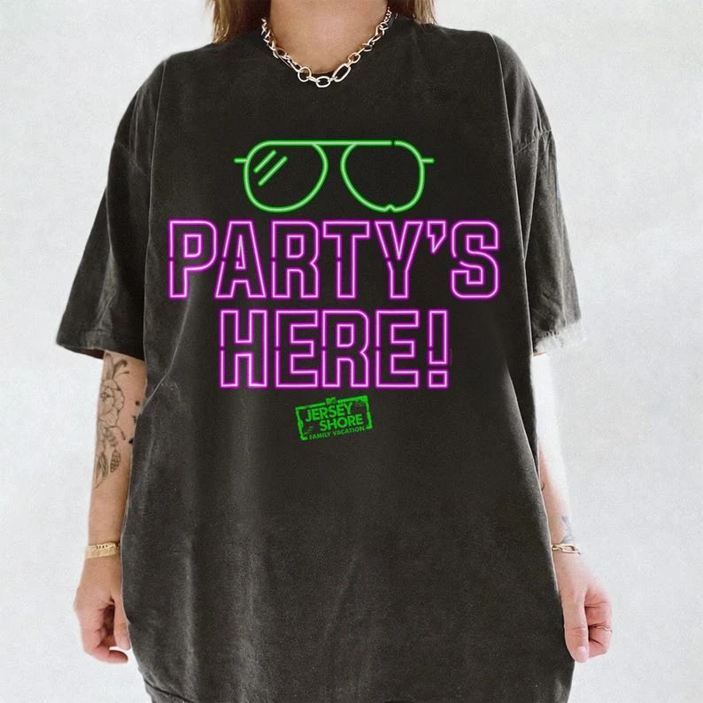 MTV Jersey Coast Party T-shirt, Retro Music TV T-shirt, MTV Logo T-shirt, 80s and 90s Retro Family T-shirt  graphic t shirts