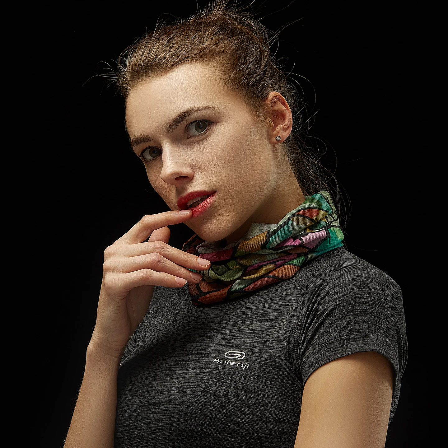 قناع أنيق متعدد الألوان للرقبة بطباعة المدينة مثالي للأنشطة الخارجية والرياضة والمشي لمسافات طويلة وواقي من الشمس وقناع وجه قاطرة قابل للتنفس