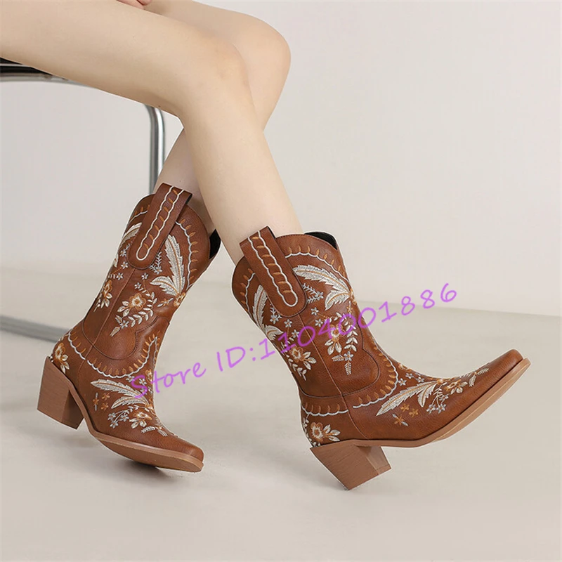 Vintage Embroidered Western Cowboy Boots for Women Pointed Toe Square Heel Knight Boots Bohemian 6CM High Heel Women's Shoes