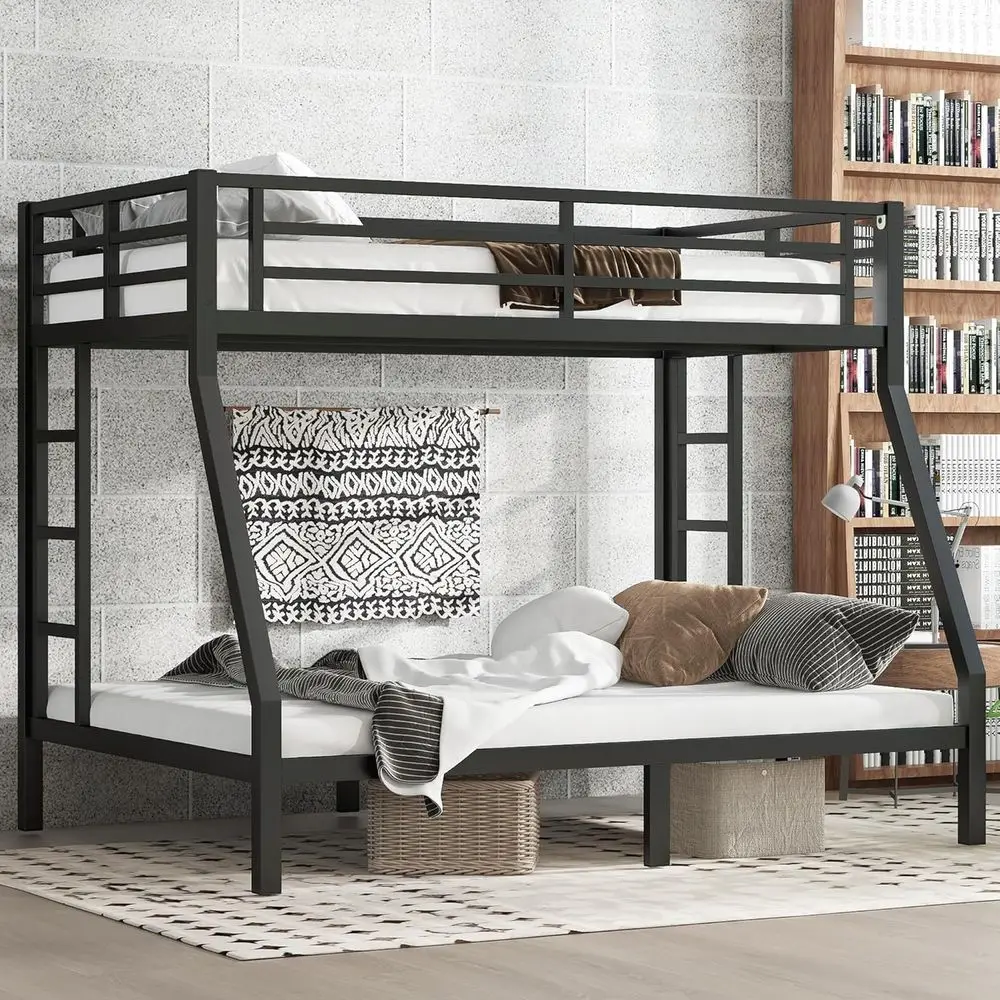 

Двухъярусная металлическая кровать emave Twin Over Full для взрослых/детей, усиленная двухъярусная кровать для взрослых с защитным бортиком и лестницей, двухъярусная кровать размера Twin Over Full.