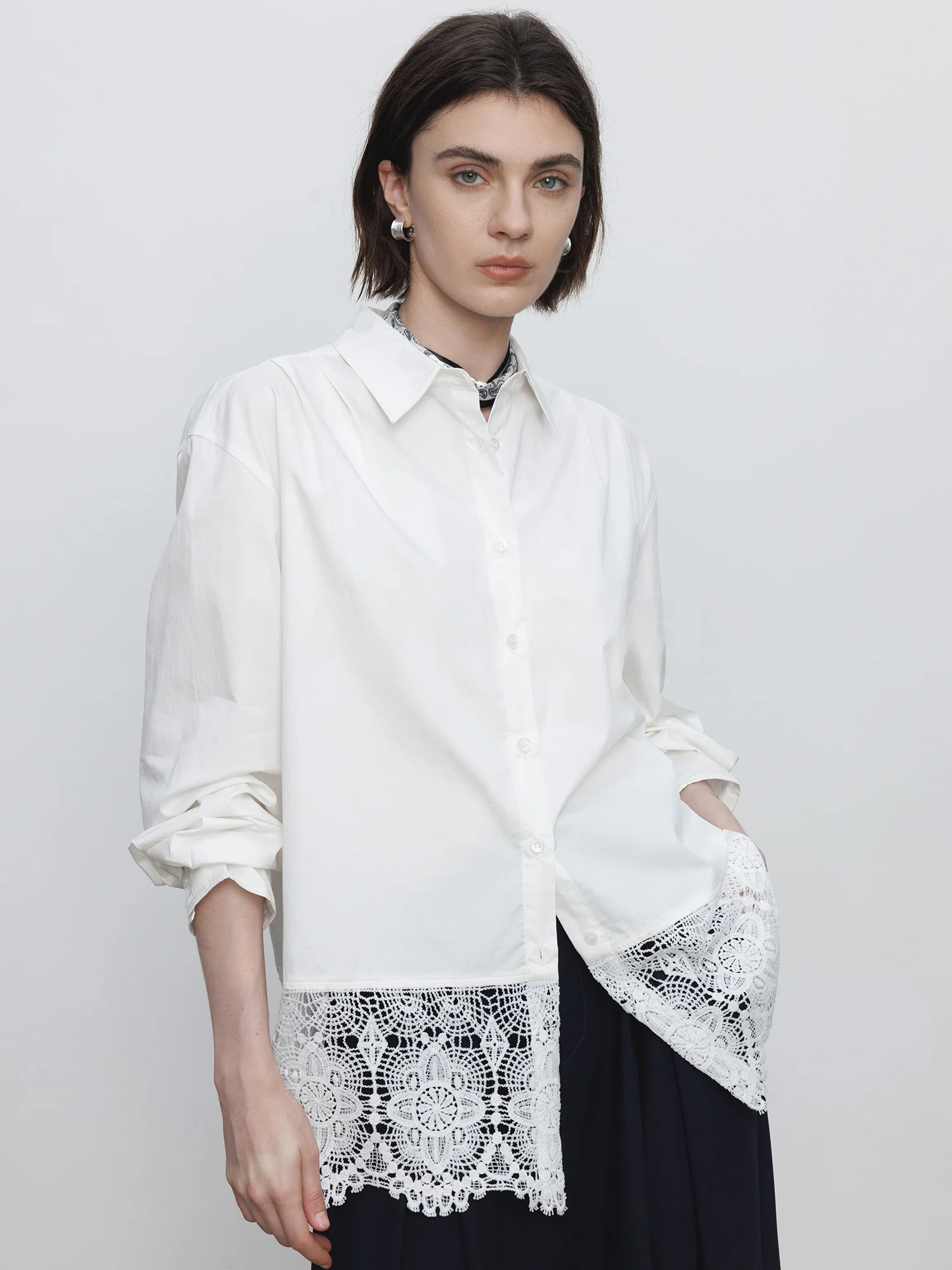 

Белая хлопковая блузка Maiher с кружевными вставками, женская, весенний дизайн, с вырезами, из чистого хлопка, повседневная, свободного кроя, с длинными рукавами