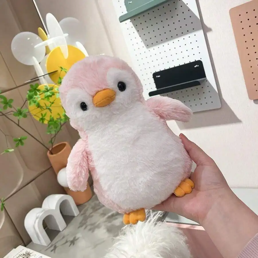 

POKOJA LAND One Cute Plush Toy Featuring An Elephant, Penguin, Kitten, Highland Cow, Bunny, And Pig, Suitable For Events And Party Decorations. Acts As An Adorable Toy And Home Decor Item, Making It An Ideal Plush Gift For Independence Day, Birthdays, Mot