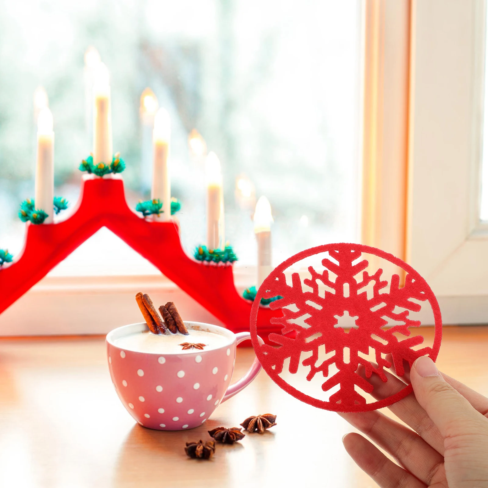 

6pcs Christmas Snowflake Felt Coaster Round Cup Mat Non-Skid Heat Insulation Waterproof For Home Office Holiday Gift Table
