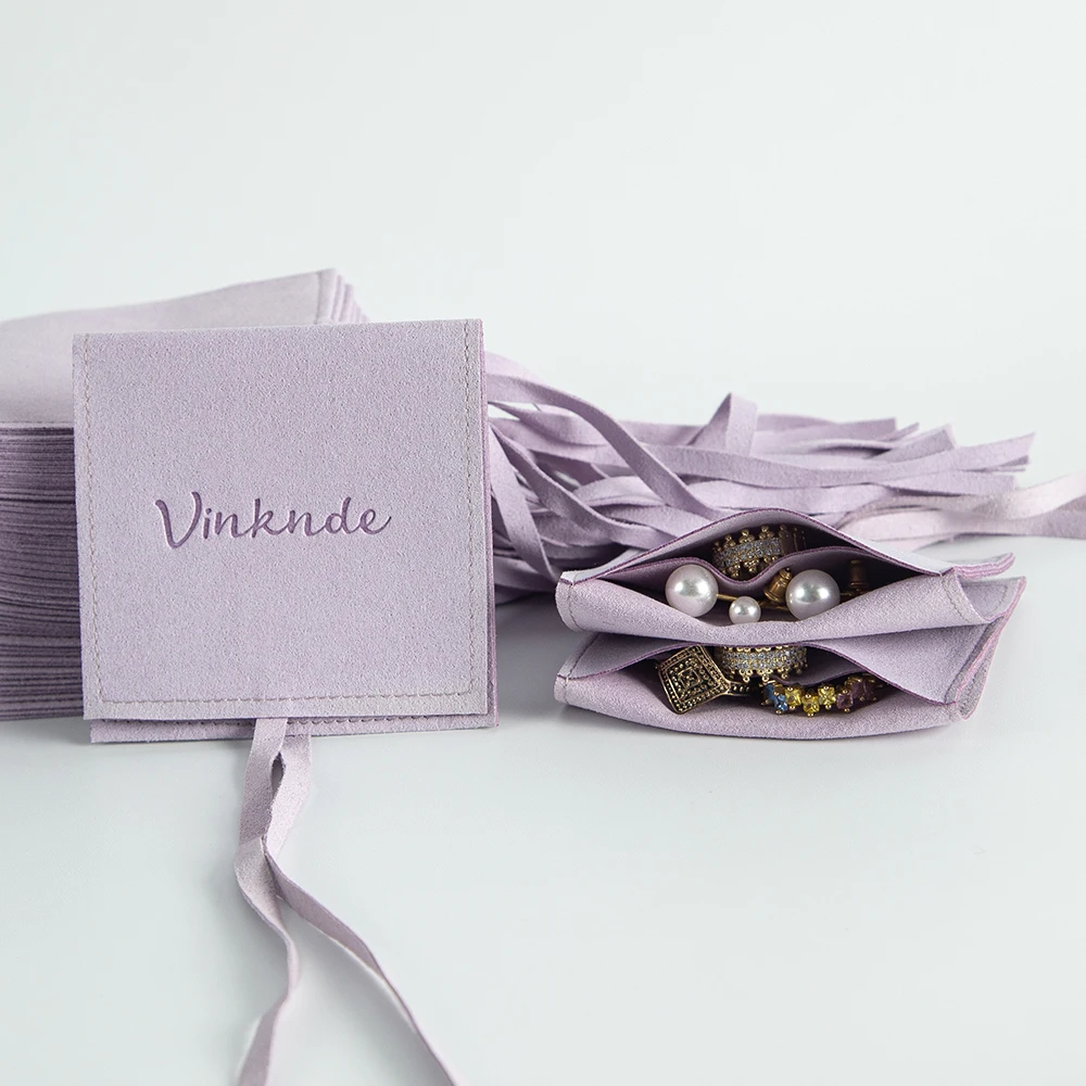 

Светло-фиолетовые 50 шт./лот, замшевые мешочки из микрофибры, индивидуальный логотип, подарочная сумка с отделением, конверт, складные свадебные сумки для хранения