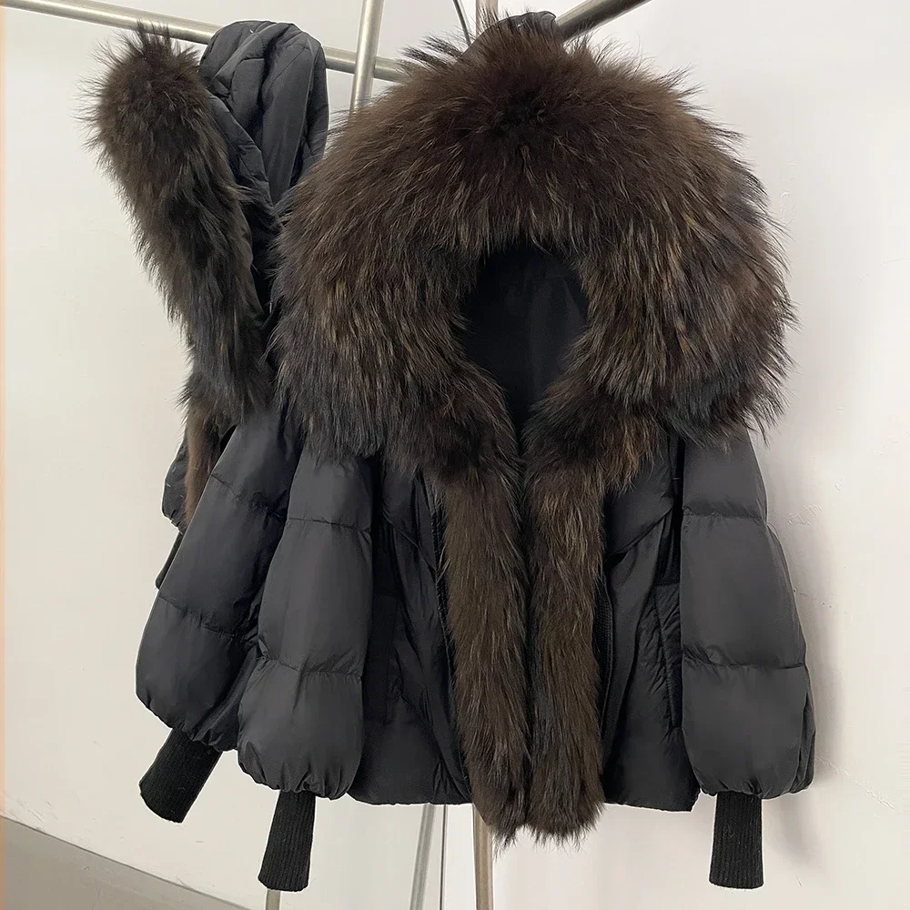 OFTBUY Neuer Wintermantel für Damen, Vollumhüllter Oversize-Mantel mit Echtfuchspelzkragen, Gestrickten Manschetten, Puffärmeln, Kurzer Daunenpuffermantel – Detail 16