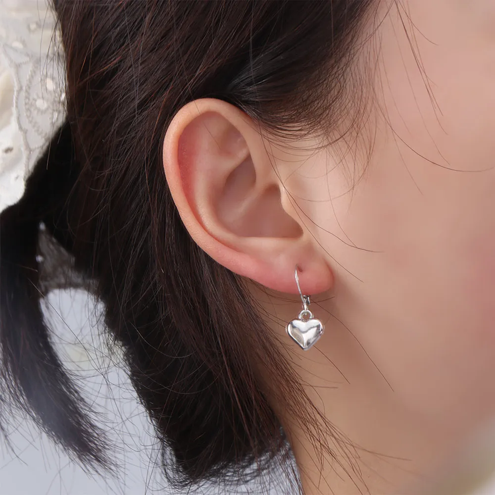Casual Alloy Heart-Shaped Earrings Fashion Minimalist Dangle Drop Earrings Personality Ear Cuff Daily Wear