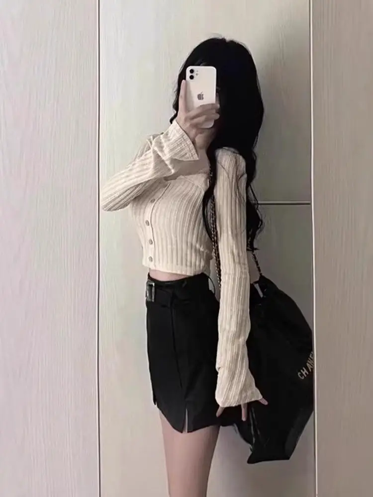 تي شيرت نسائي بأكمام طويلة وياقة مربعة على الطراز الياباني مع دانتيل وخطوط، قميص قصير ضيق للخريف #2