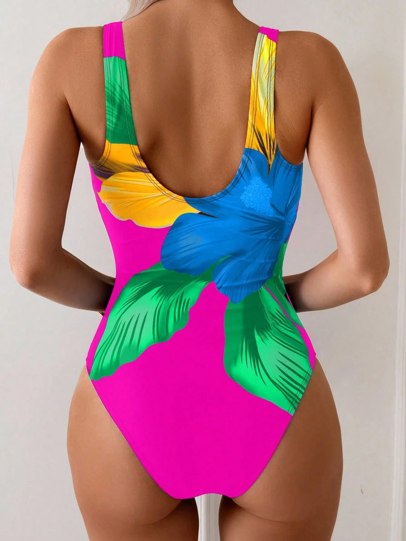 

Женский разноцветный слитный купальник с цветочным принтом, с высоким вырезом на бедрах, для летнего пляжа