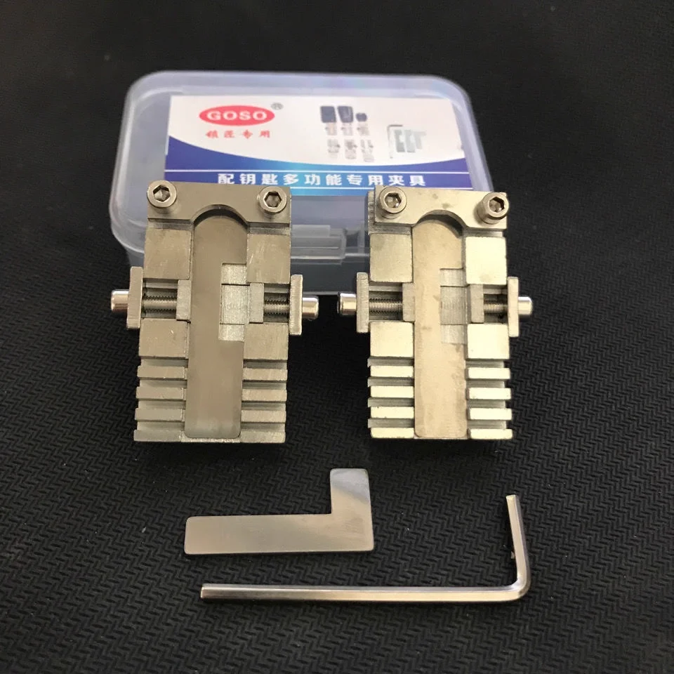 Universal Chucks For Cutting Car Auto Key Copy Cutting Duplicating Machine Clamp 2 pieces