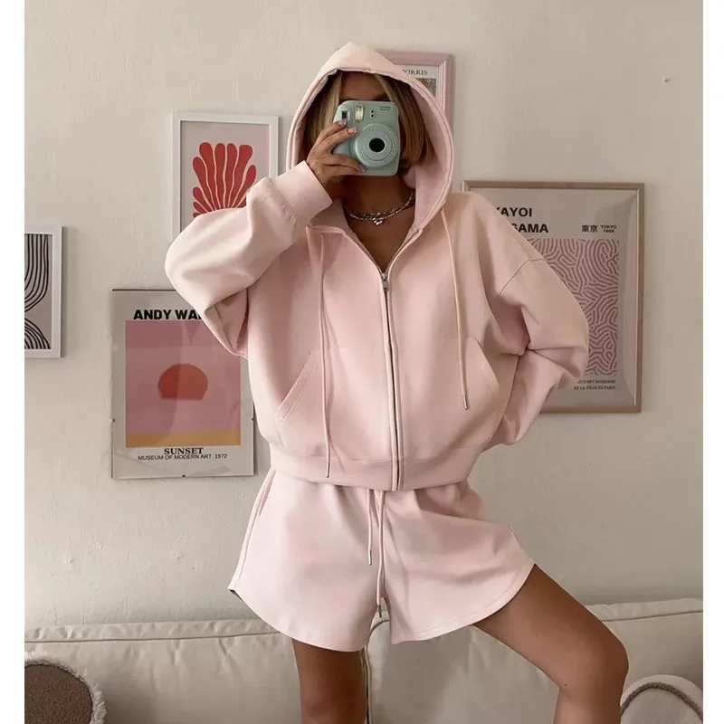 

Hooded Sweatshirt and Wide Leg Shorts Set 2025 Women's Fashion Two Piece Outfit with Pockets Casual Sporty