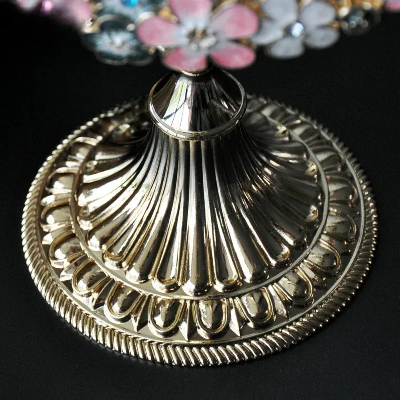 مرآة مكياج كلاسيكية على الطراز الأوروبي، مرآة زينة معدنية مرسومة يدويًا، مكتب لطيف، زجاج جانبي واحد، ديكور غرفة رائع متعدد الاستخدامات