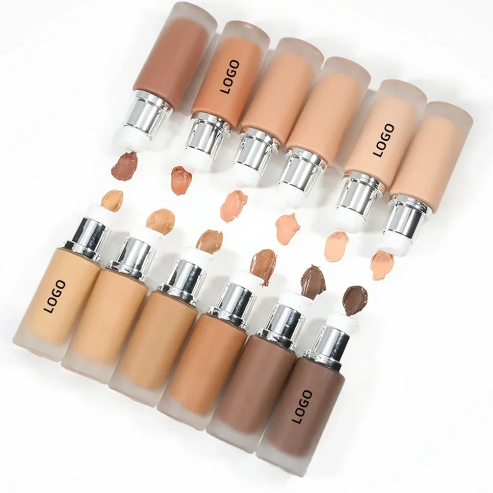 ฉลากส่วนตัว 18 สี Oil Control Liquid Foundation โลโก้ที่กําหนดเองไม่ซีดจางกันน้ํา Matte Full Coveage แต่งหน้าขายส่ง