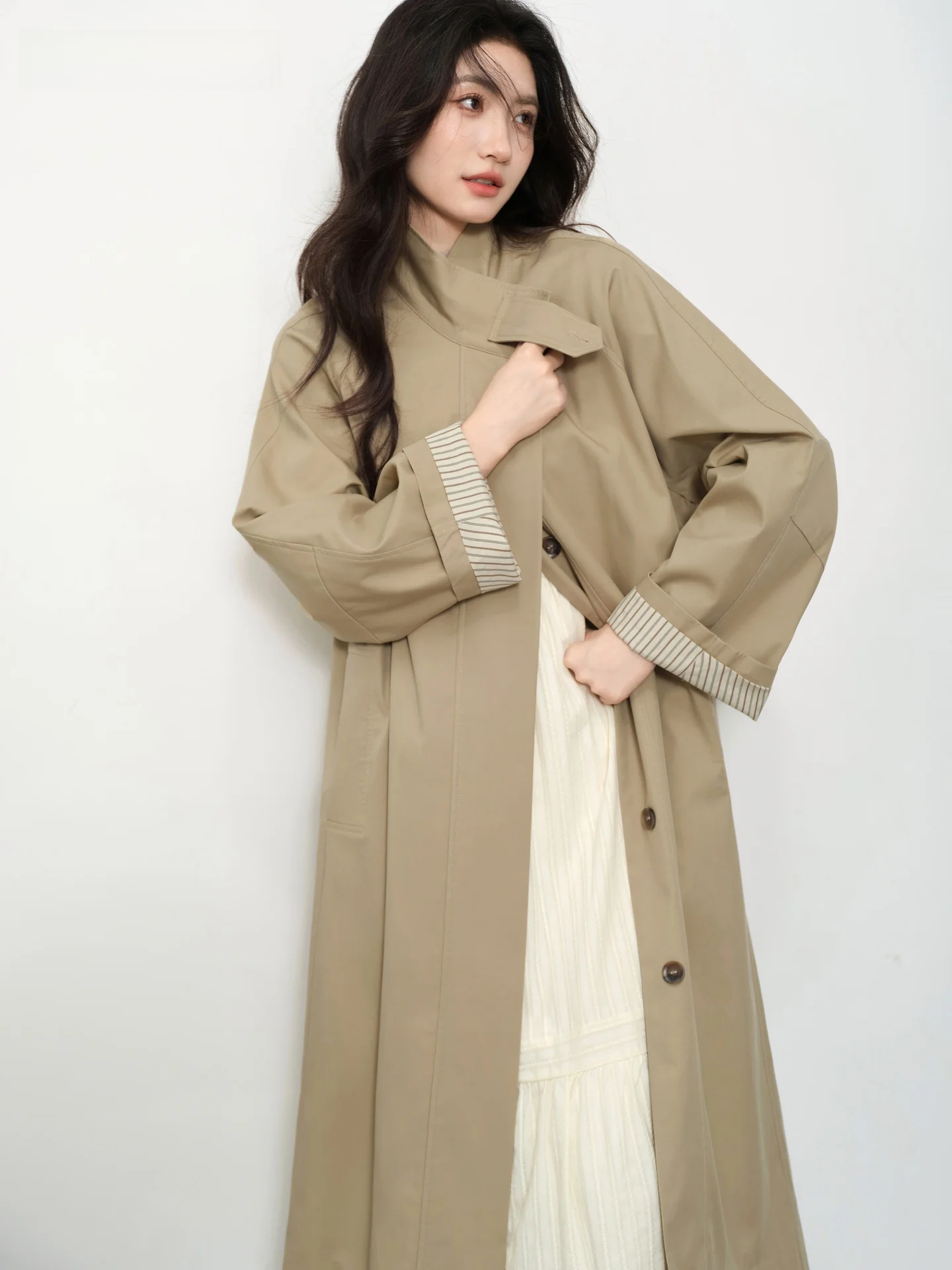 

i Color Mid-Length Loose Women's Coat by Lu Xiang Nan Autumn Winter Faion Outerwear Ele Sle Literary Painting Card