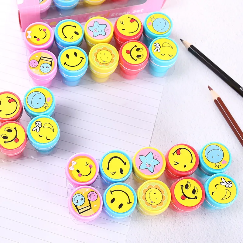 10Pcs/Set 1 Box Smiling Face Cartoon Seal Assorted Stamps for Kids Self-Ink Cartoon Stamps Party Favor Children Treasure Box