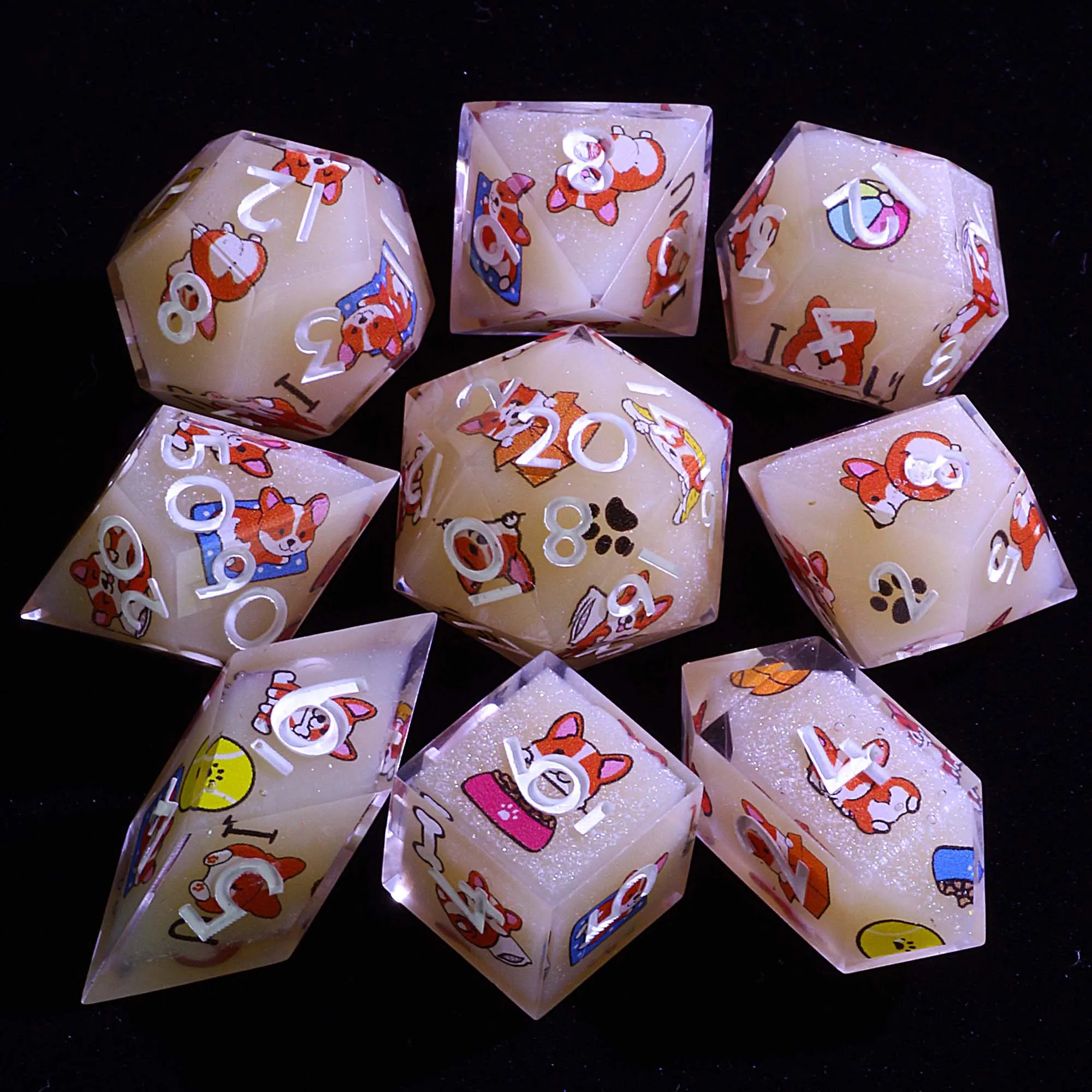 

9. Наборы многогранных кубиков D и D Corgi Cream Tea