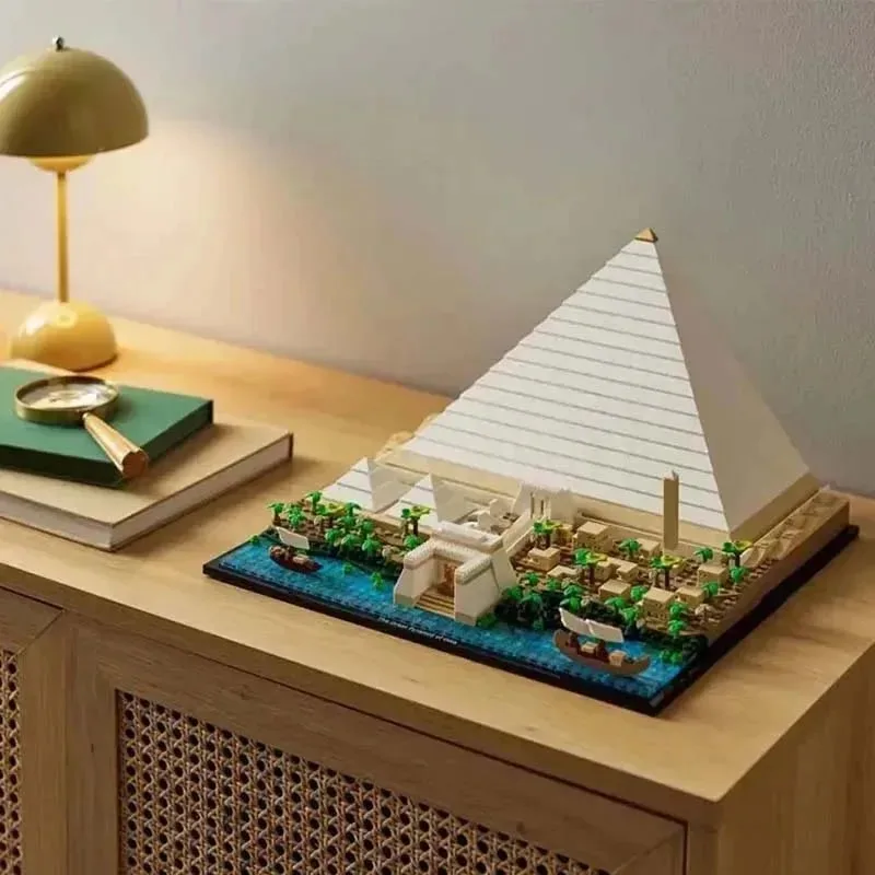 

MINISO Disney Classic 21058 The Great Pyramid of Giza Model City Architecture Street View Building Blocks Set DIY Assembled Toys
