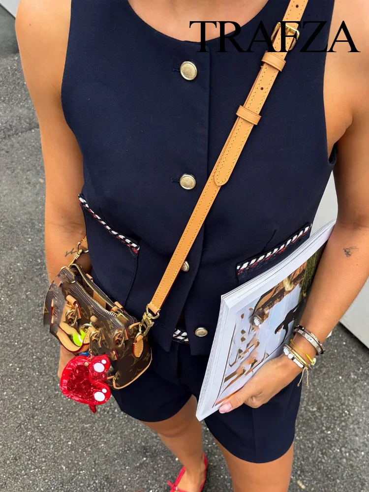 

TRAFZA Women Elegant Sleeveless O-Neck Single-breasted Waistcoat+Casual High Street Pockets Zipper Trim Pattern Shorts Suit