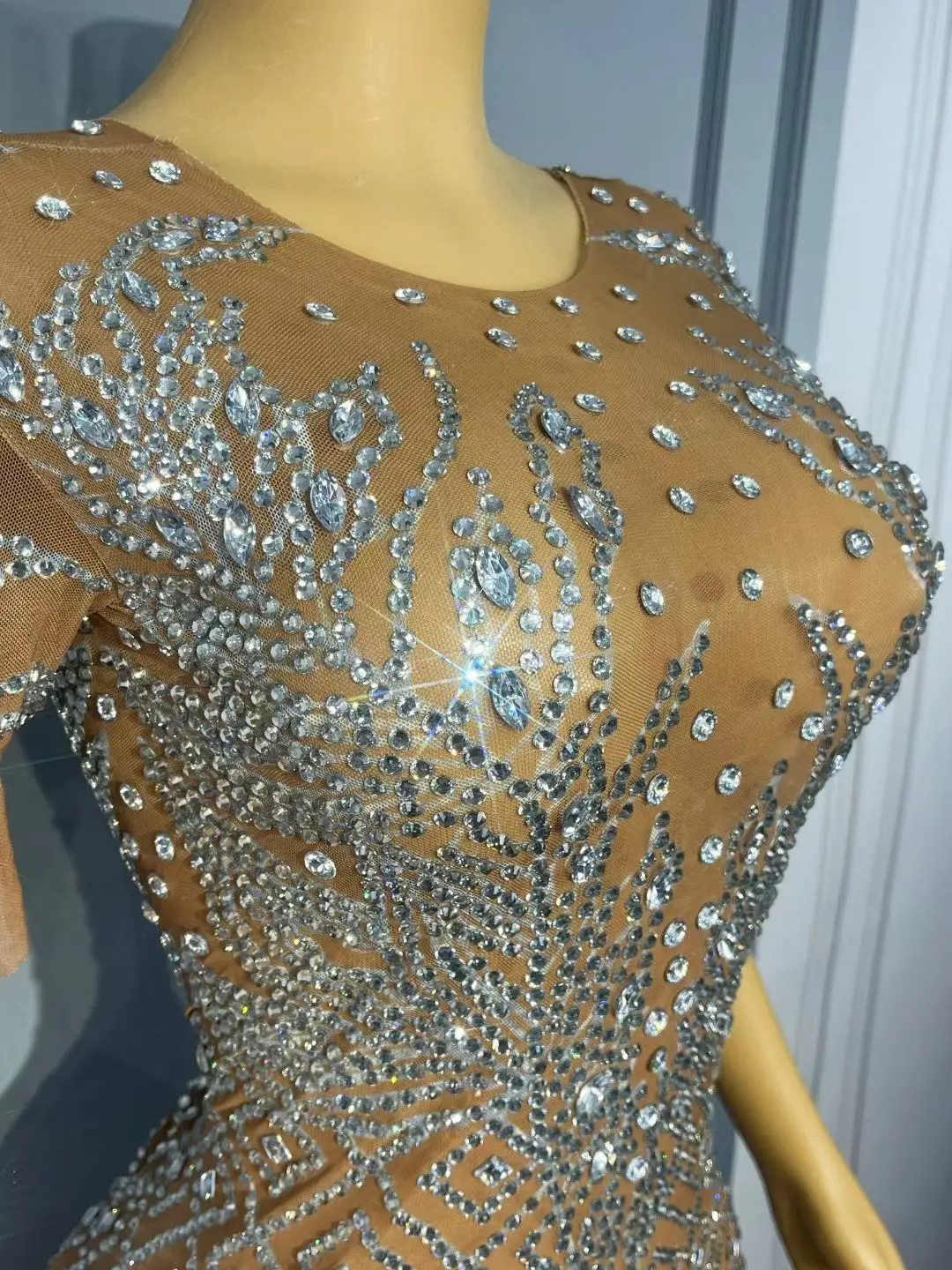 Shuicaosi Elegant Women's Evening Dress Silver Diamond Perspective Mesh Half Sleeve Tassel Dress Birthday Cocktail Prom GOwns