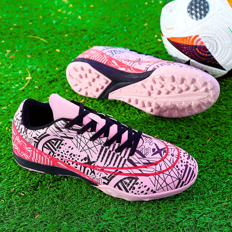 

New Men Professional Soft Football Boots Sneakers Match Soccer Shoes Ultralight Futsal High-quality TF/FG Unisex Hot Sale Cleats