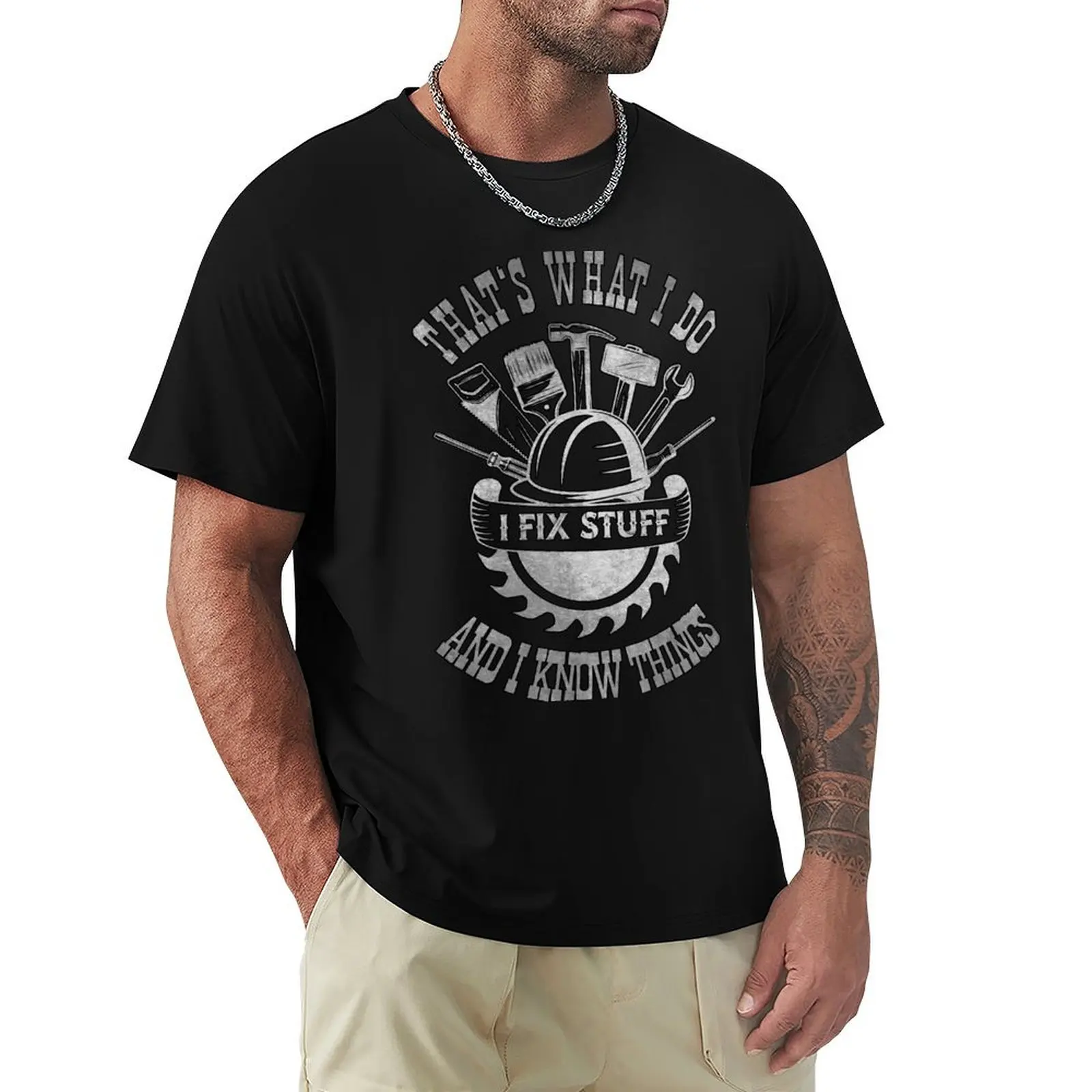 I Fix Stuff And I Know Things T-Shirt Lightweight Gym Training T-Shirt
