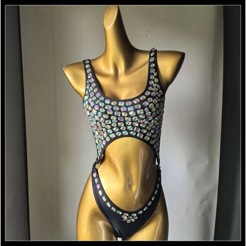 

Женские сексуальные украшения для тела, сиамская цепочка на грудь, юбка-бикини, цепочка для тела, ночного клуба, вечерние макияж, танцы, танцы, пляжный наряд