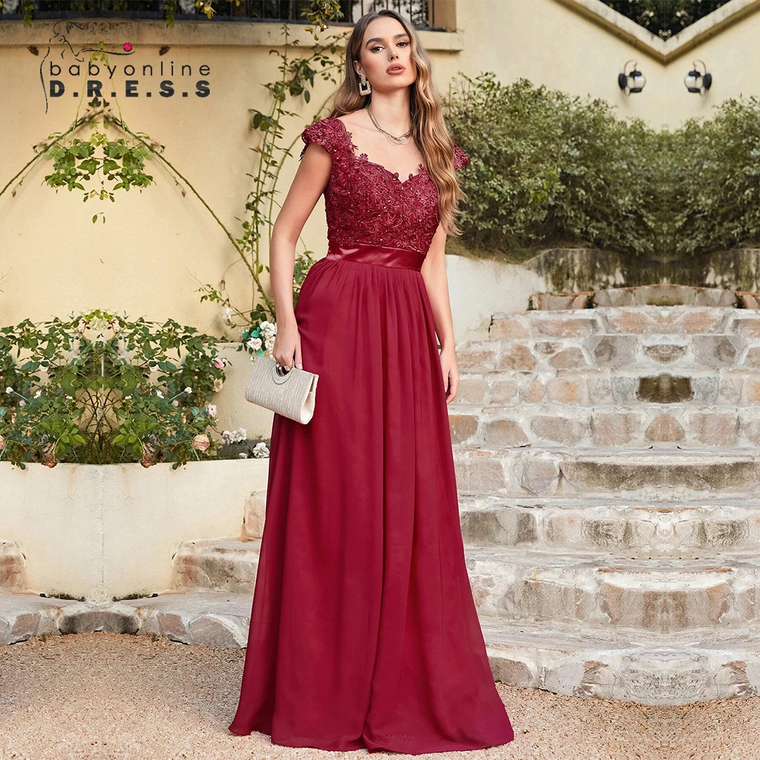 2024 Burgundy Bridesmaid Dresses Elegant Long Beaded Sequin Appliques Bodice Chiffon V-Neck A Line Maxi Gown Wedding Party Gowns