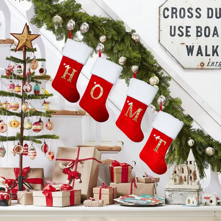 

Набор рождественских чулок, бархатный носок с рождественским орнаментом большой емкости, золотые буквы для дома, класса, вечеринки, подарочная сумка