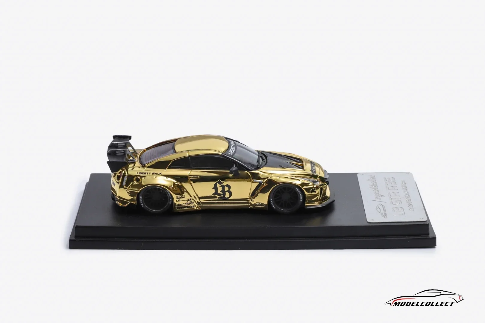 MC 1:64 R35 Chrome Gold versão personalizada modelo de carro