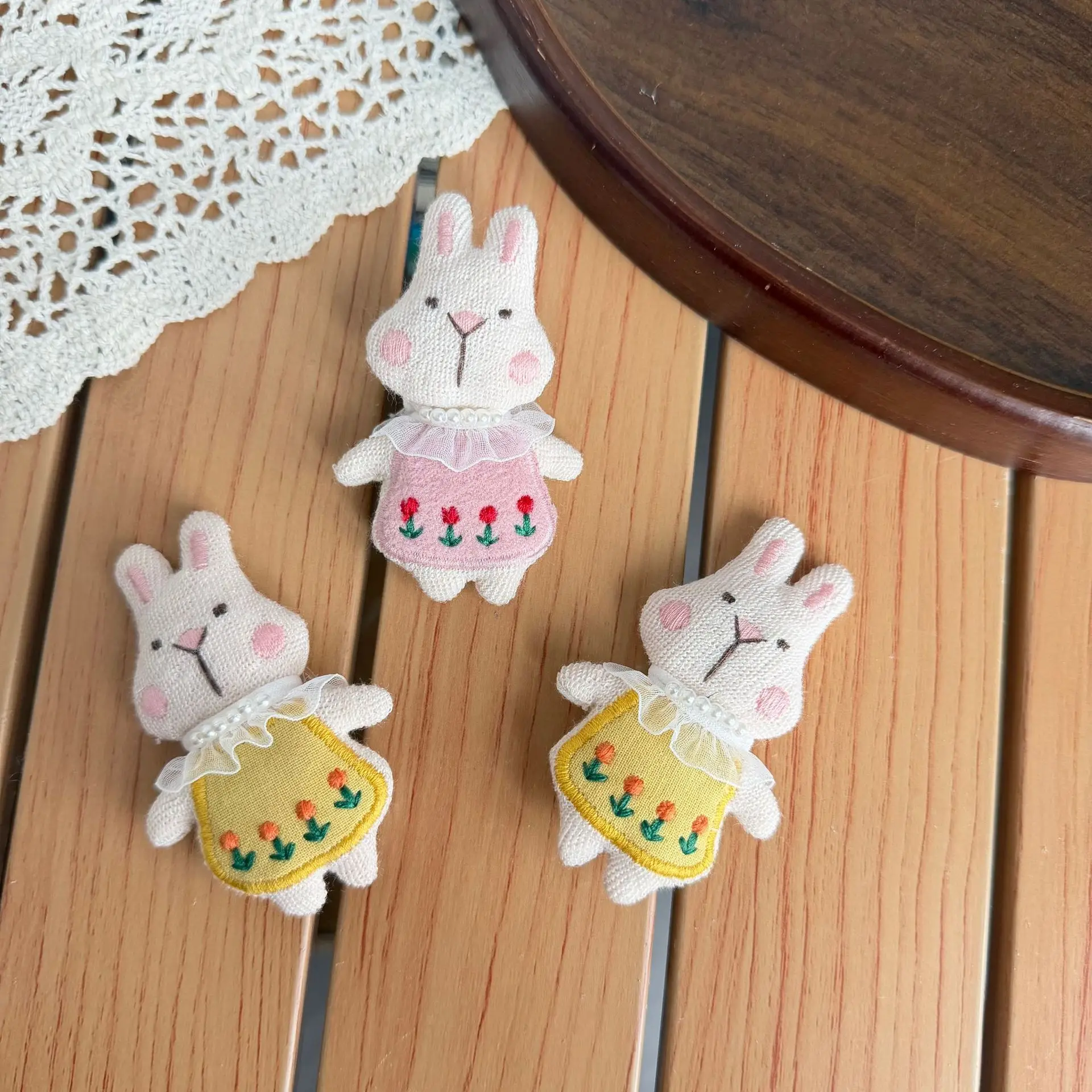 

Cute Cartoon Fabric Rabbit Stuffed Pendant Hair Clip Brooch Pin for Children Clothing Embellishment Premium Quality
