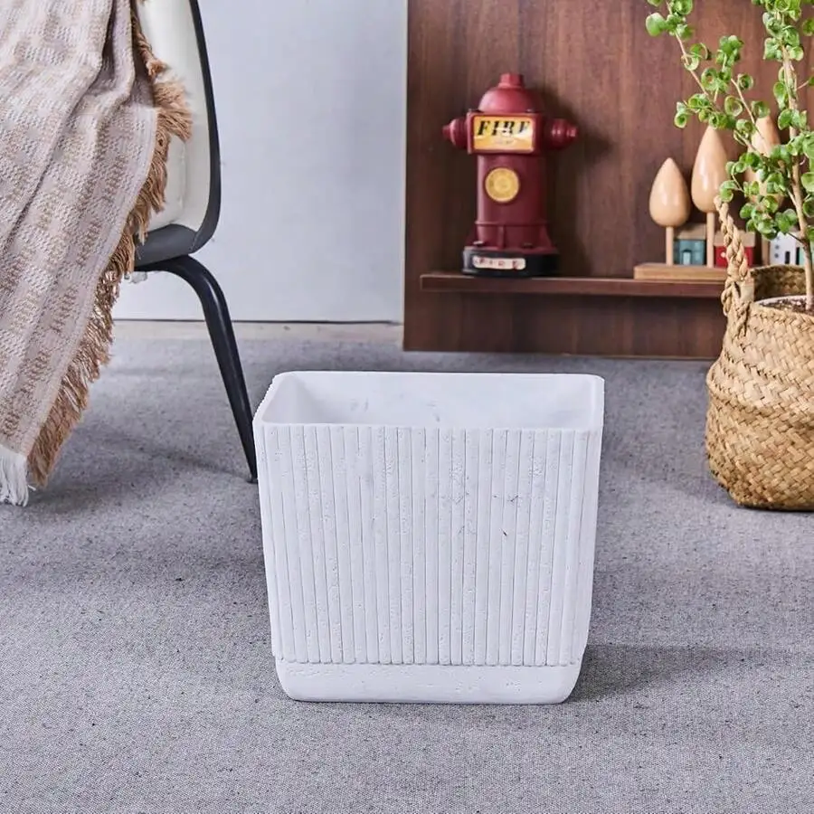 

Ribbed White Resin Trash Can 9L Square Decorative Wastebasket For Bathroom Kitchen Living Room