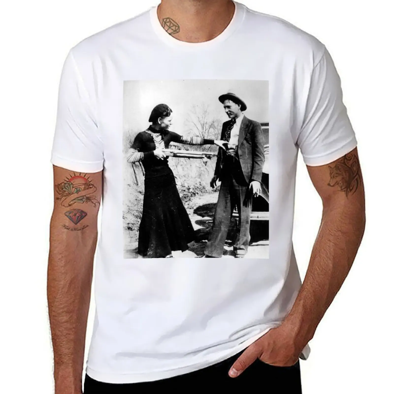 

Bonnie & Clyde With Rifle T-Shirt t shirts for man pack white t shirt man designer T-Shirt