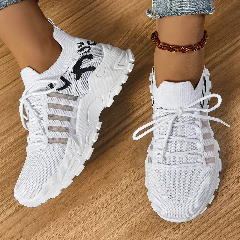 

2025 Hot Seller Spring and Autumn Fashion New Small White Shoes with Breathable Mesh and Retro Korean Edition Casual Shoes