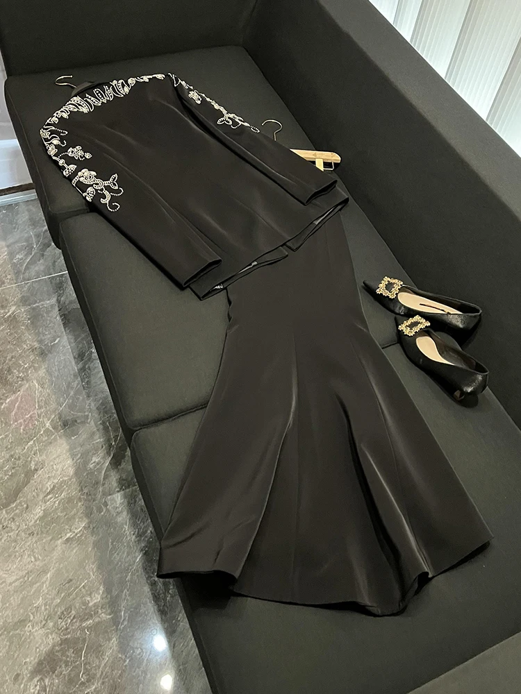 화려한 다이아몬드 자수 수트 재킷과 슬릿이 있는 긴 스커트 여성용 패셔너블한 가을 겨울 의류