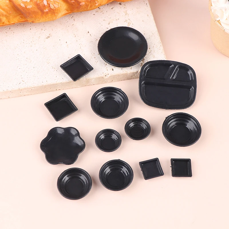 8Pcs Durable Mini Food Black Dishes Tableware Miniature Doll House Accessories Dollhouse Trays Plates Kitchen Cooking Toy Set