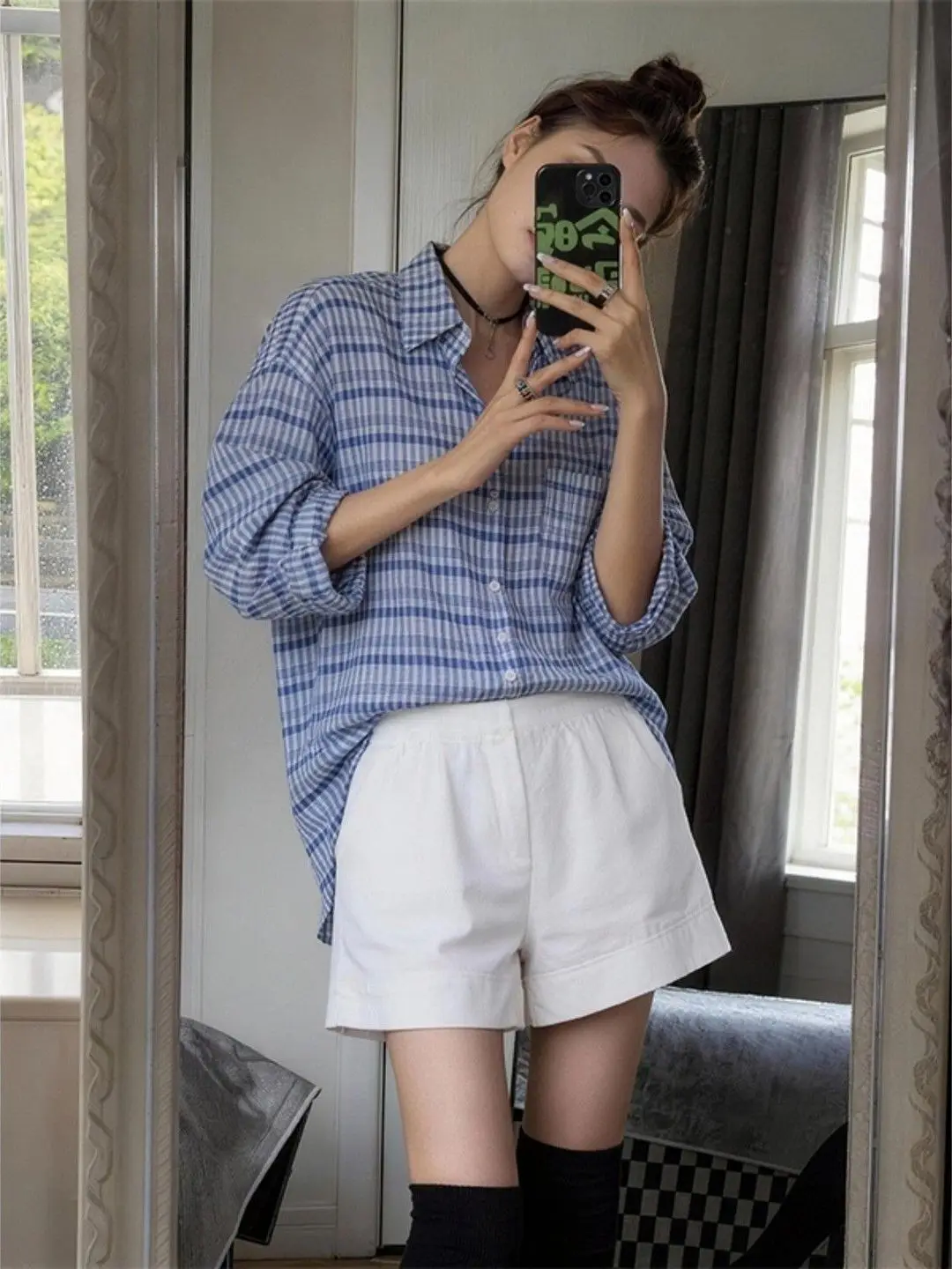 

Свободная женская рубашка-куртка в корейском стиле, синяя в клетку, для защиты от солнца, летняя новинка, для повседневной носки, с длинным рукавом, в стиле Lazy, верхняя одежда