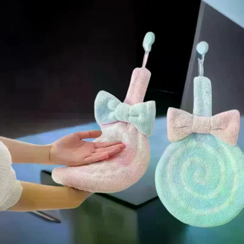 منشفة يد كرتونية ناعمة ماصة من المخمل المرجاني مطرزة صديقة للبشرة من الألياف الدقيقة مصاصة مسح القماش للحمام المطبخ