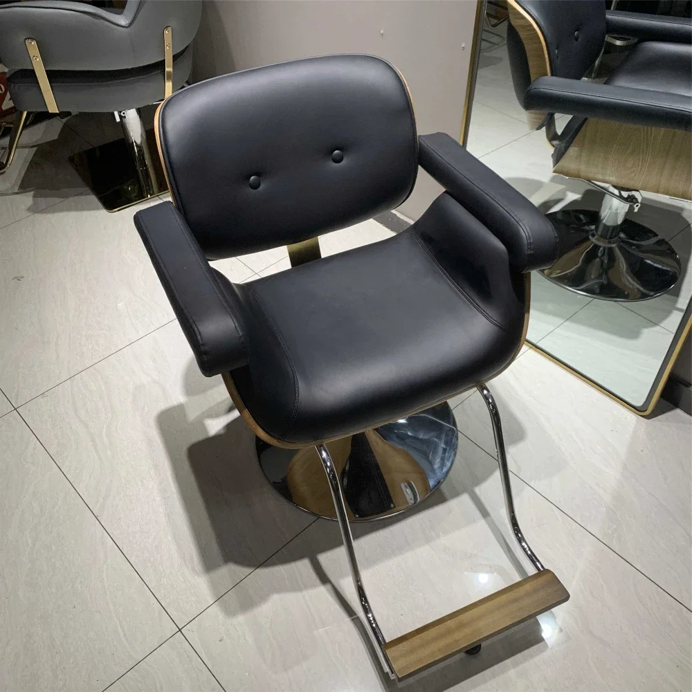 Schönheit Ergonomischer Friseurstuhl Einfacher trendiger nordischer personalisierter Friseurstuhl Salon Bequeme Kapperstoel-Haarmöbel